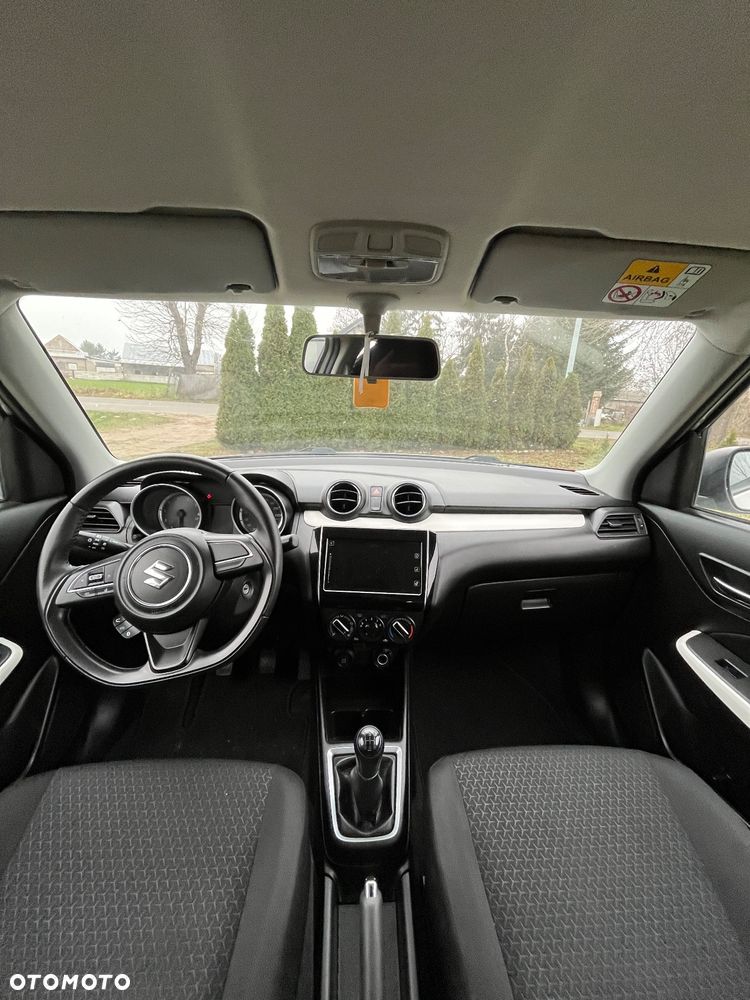 Suzuki Swift 1.2 Premium - 6