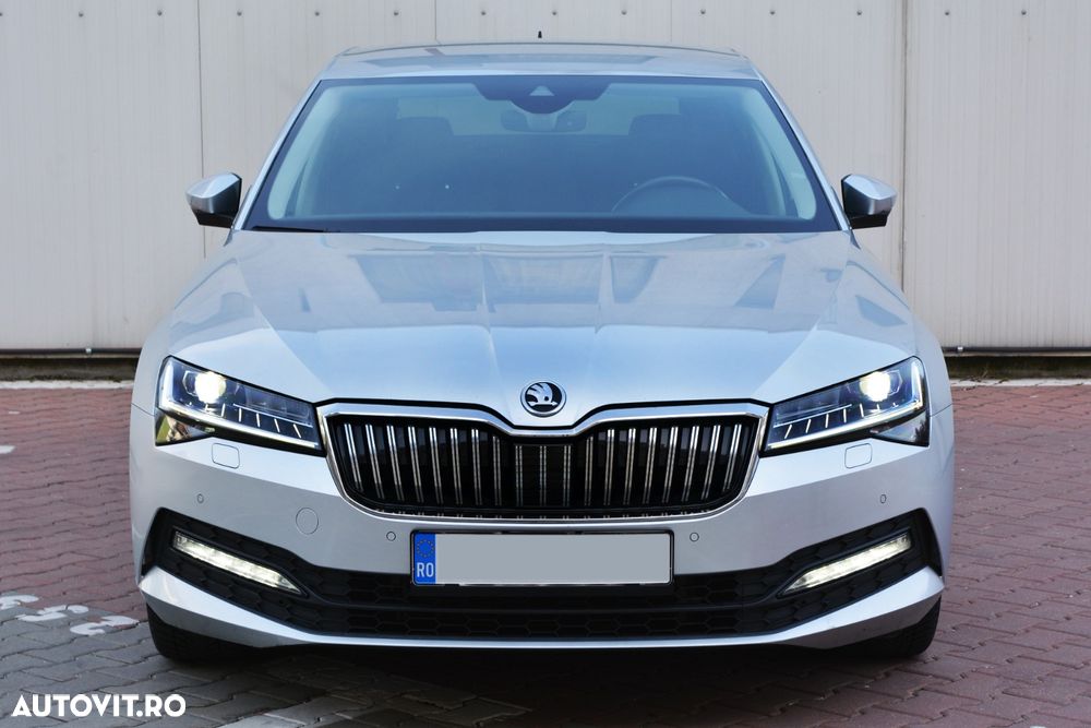 Skoda Superb 2.0 TDI DSG Ambition - 10