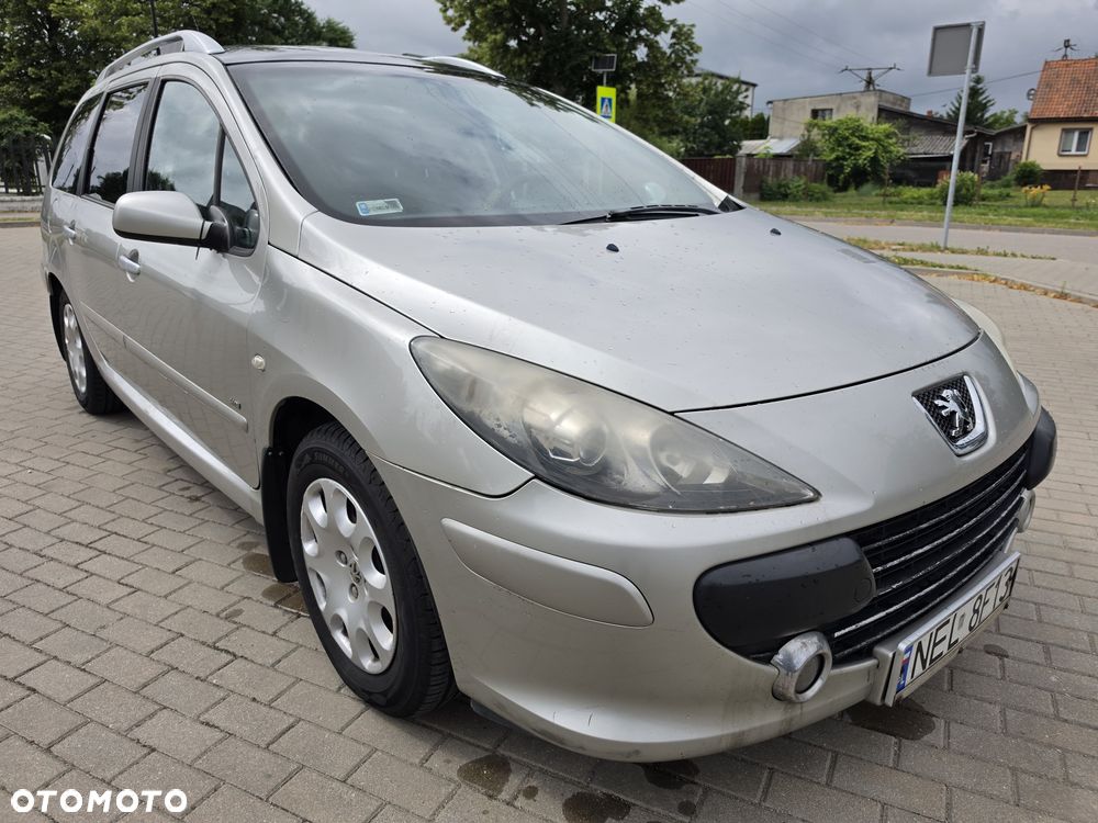 Peugeot 307 - 1