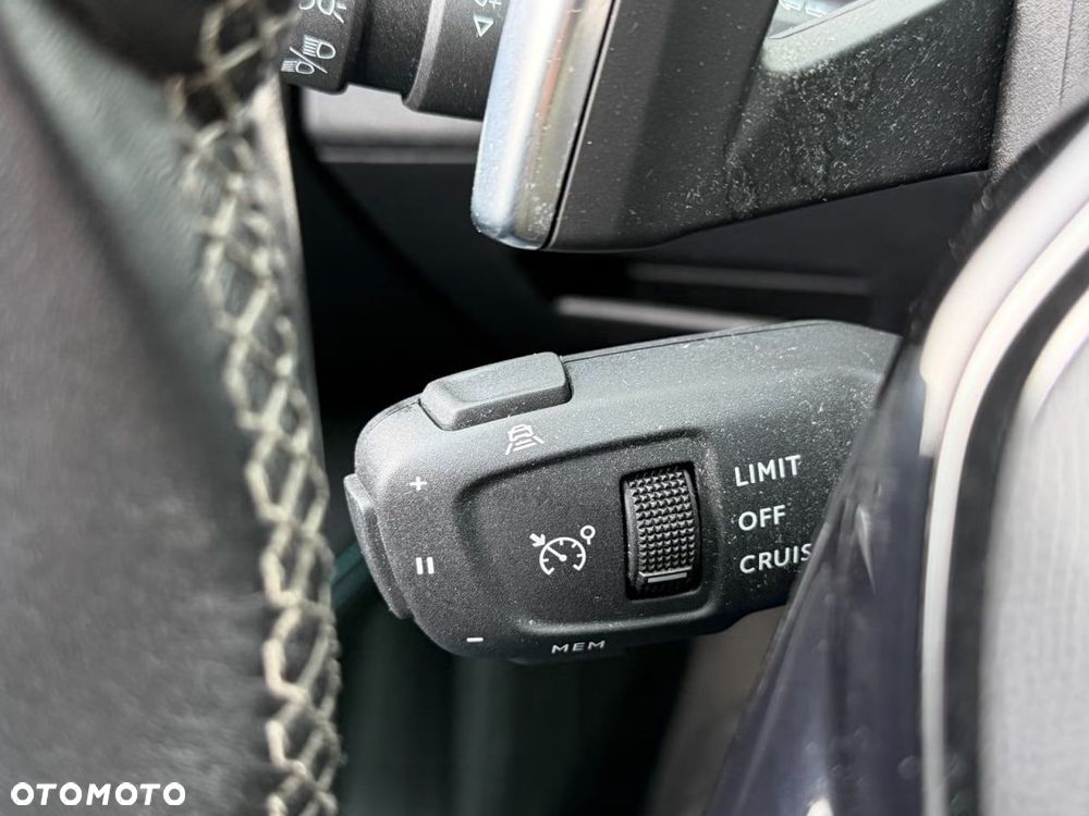 Peugeot 5008 BlueHDi 130 EAT8 Allure - 24