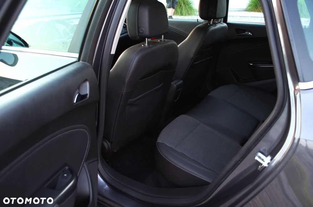 Opel Astra 1.4 Turbo Automatik Cosmo - 18
