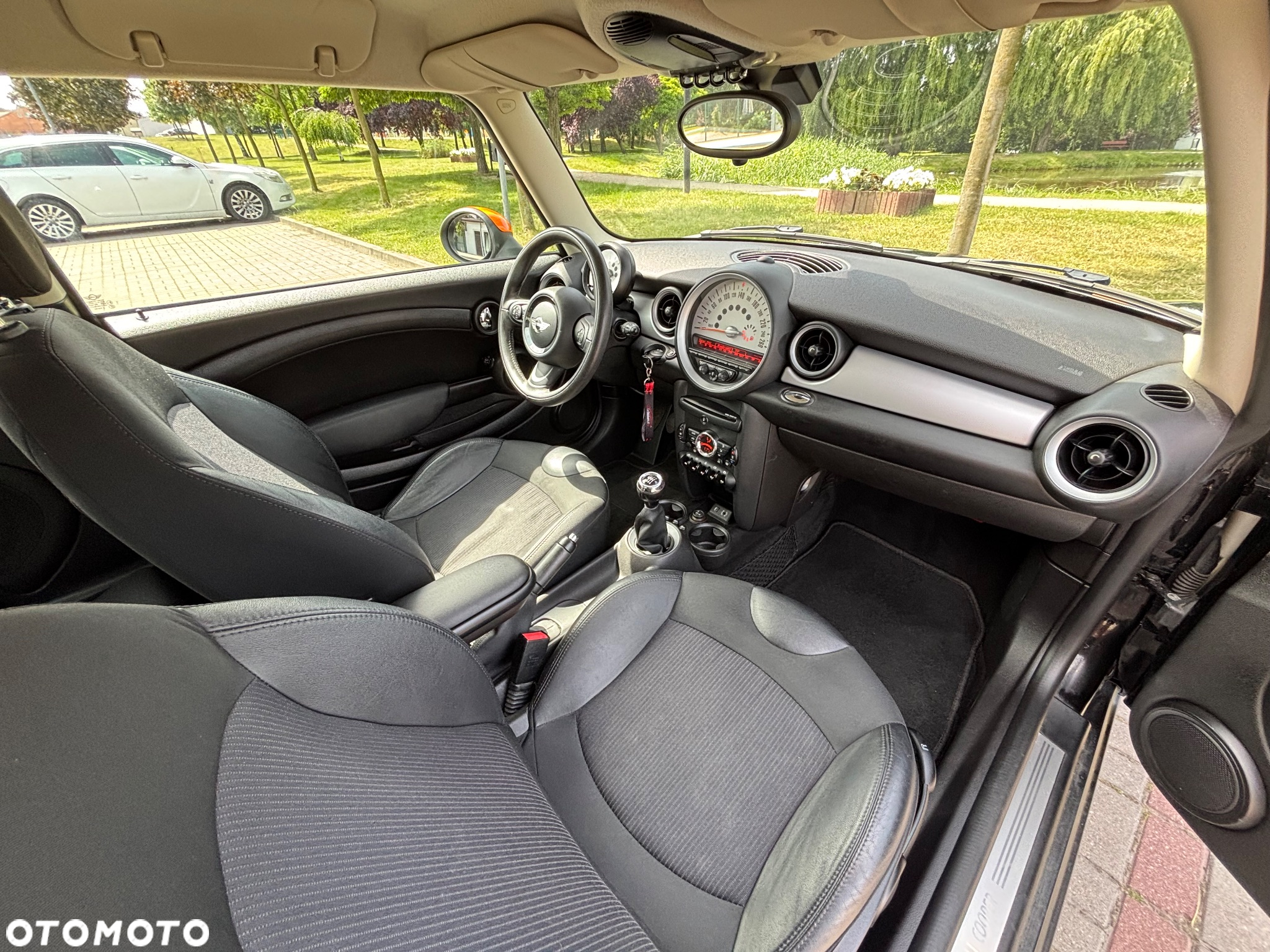 MINI Cooper D - 17