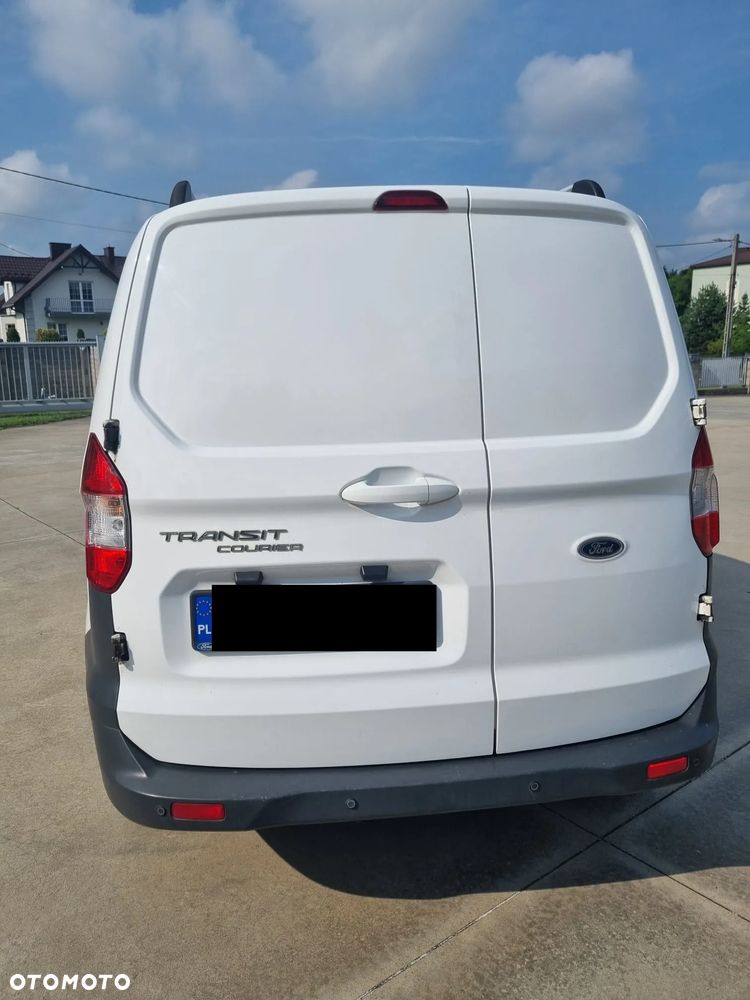 Ford Transit Courier - 1