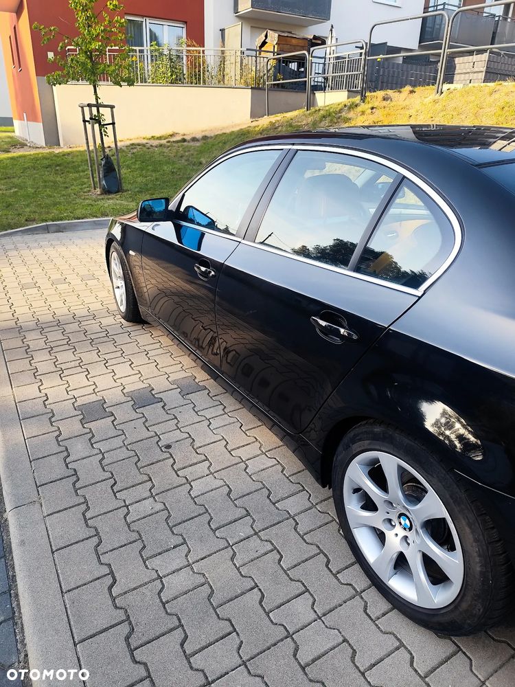 BMW Seria 5 520i - 6