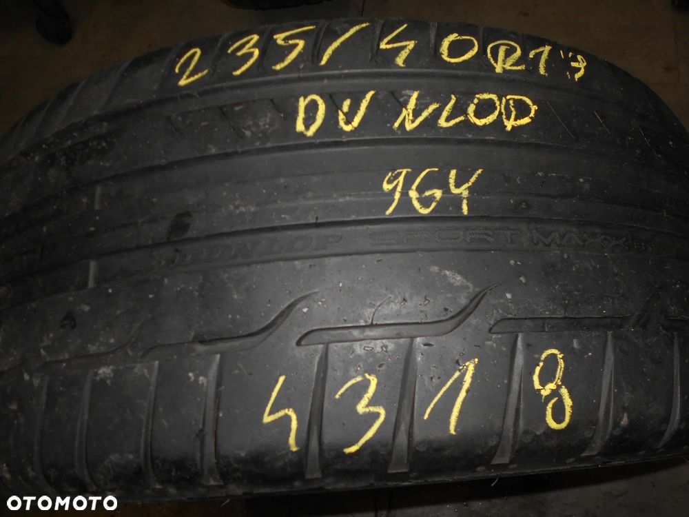 OPONA POJEDYNKA 235/40R19 DUNLOP SPORT MAXX RT DOT 4318 7.7MM - 1