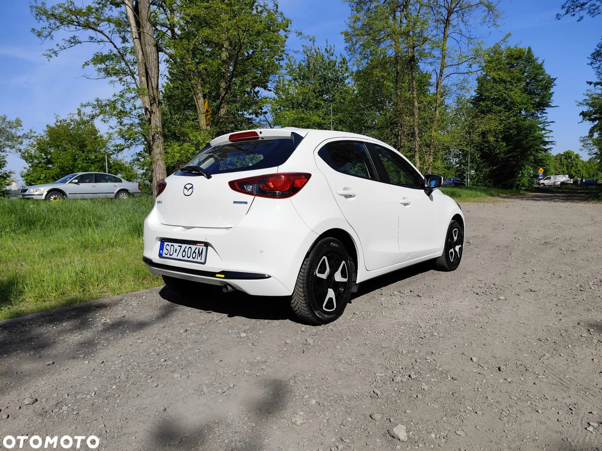 Mazda 2 SKYACTIV-G 90 Exclusive-Line - 6