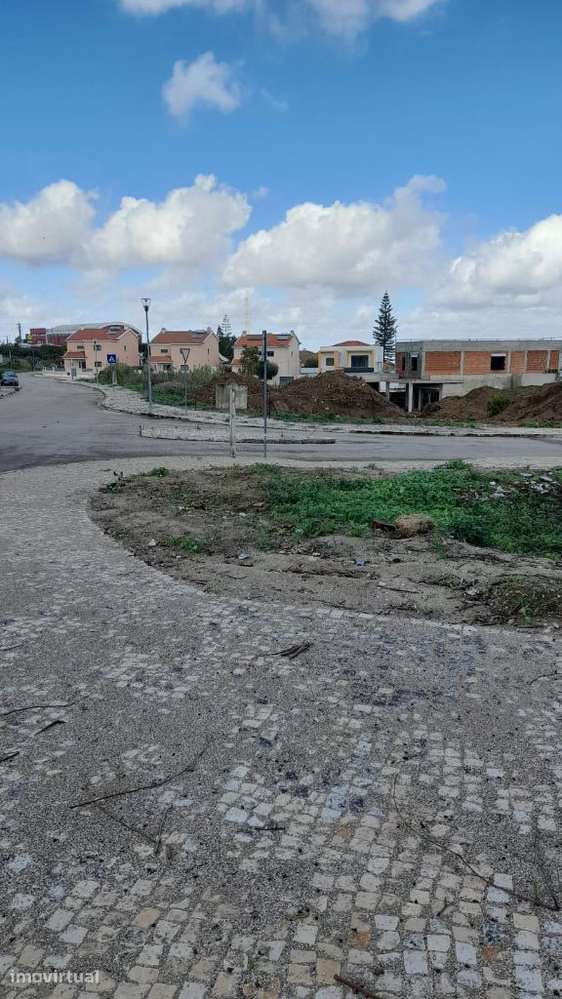 Palmela Terreno Urbanizado 485 M2 para Moradia 2 pisos e cave - Grande imagem: 2/4