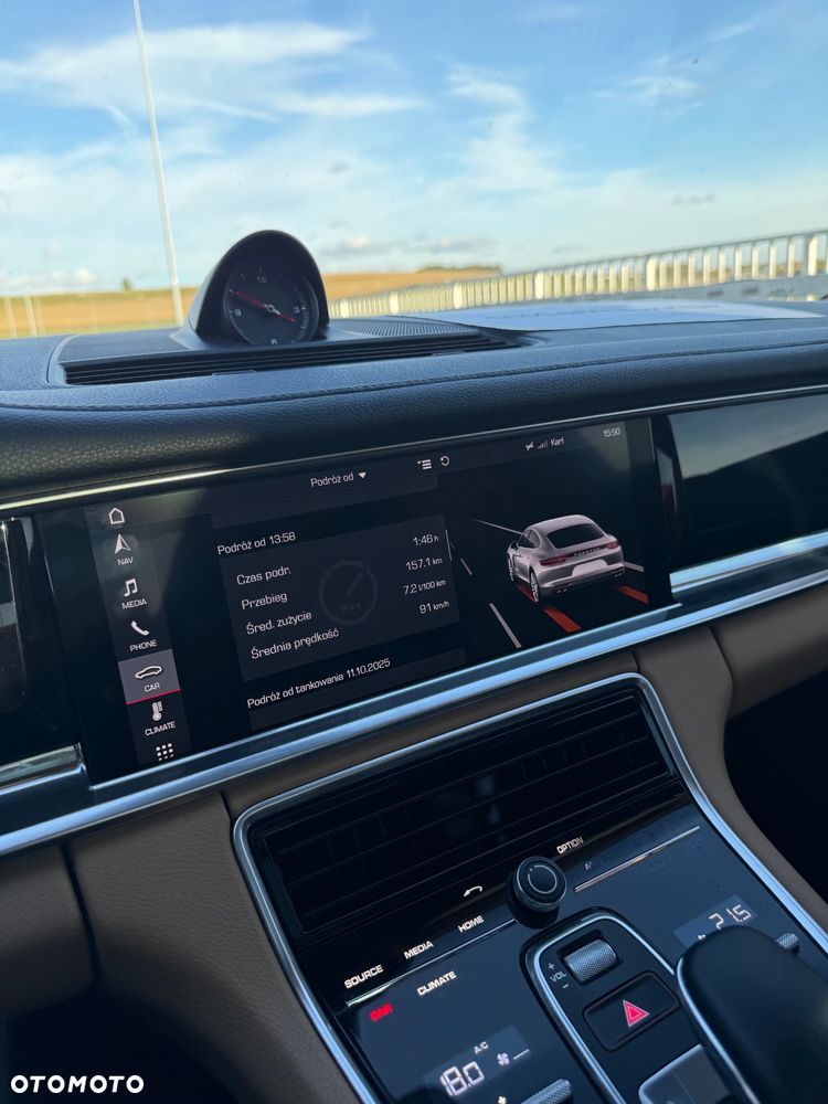 Porsche Panamera Standard - 11