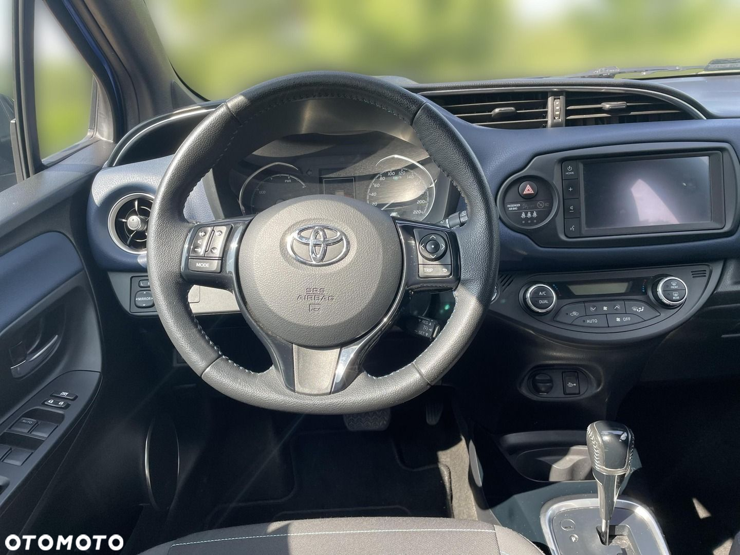 Toyota Yaris - 15
