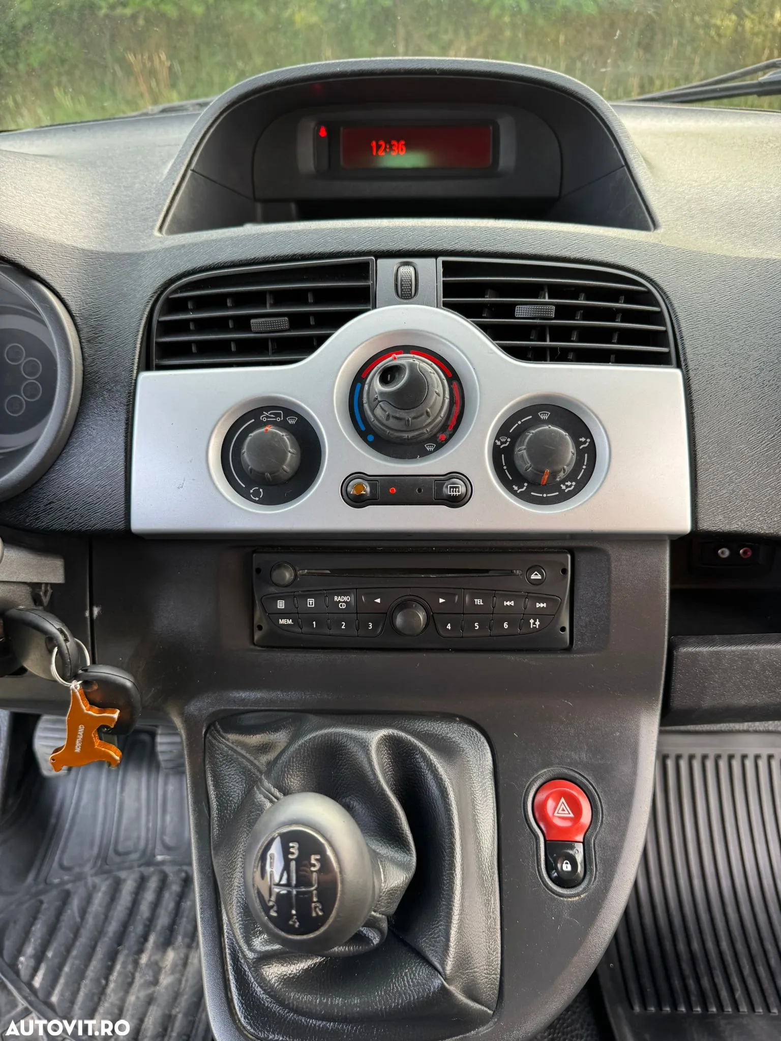 Renault Kangoo dCi 90 FAP Grand - 9