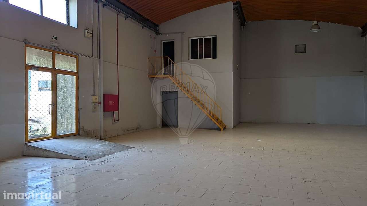 Armazém  para arrendamento - Grande imagem: 5/17