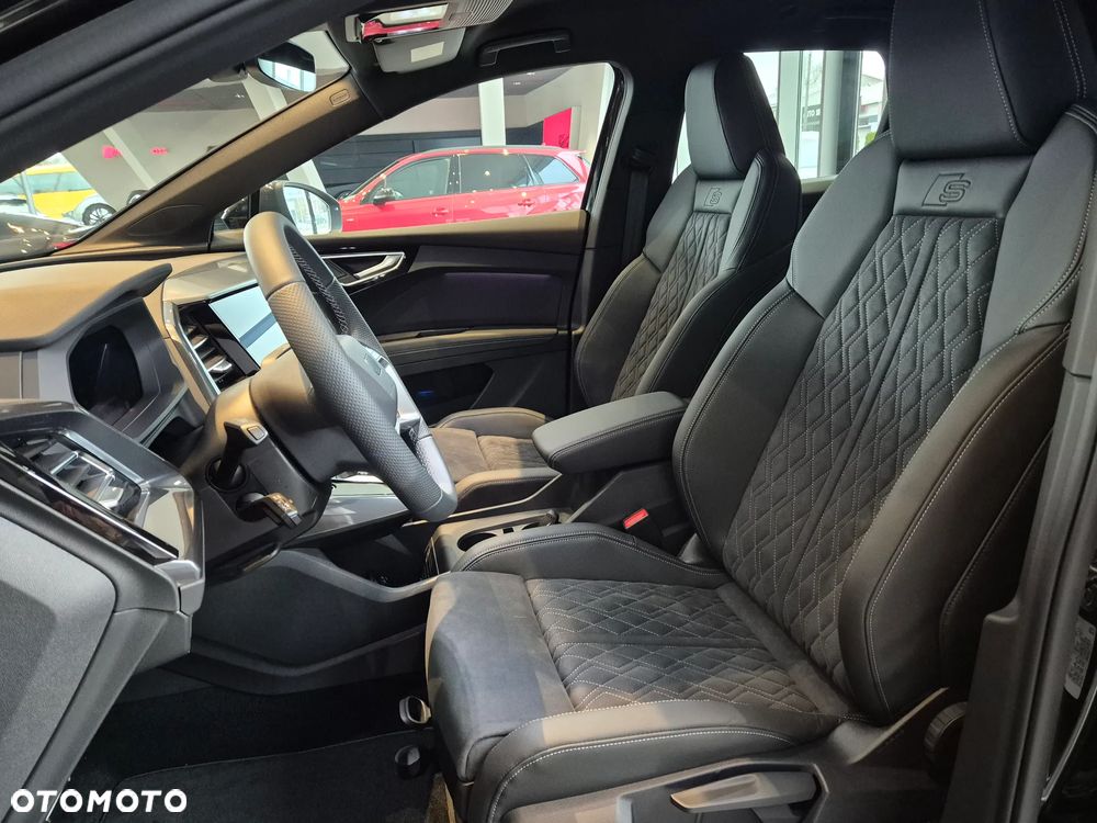 Audi Q4 e-tron 45 82kWh Advanced - 14