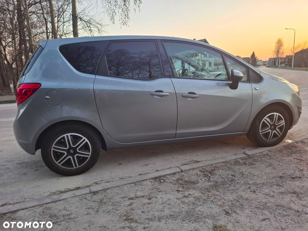 Opel Meriva - 1