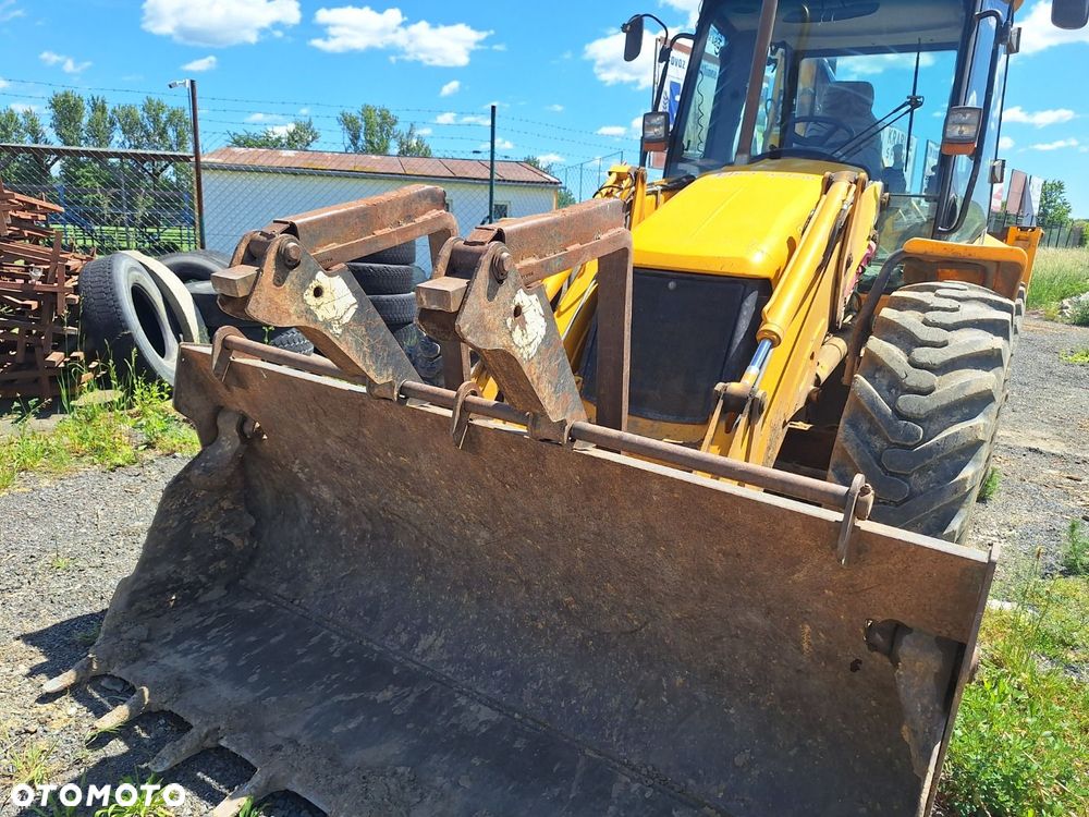 JCB 4Cx 4X4 - 31