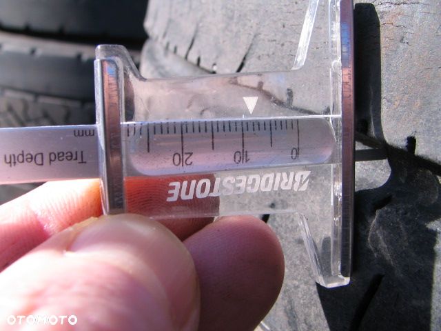 2 x Bridgestone R-STEER 265/70R17,5 - 3