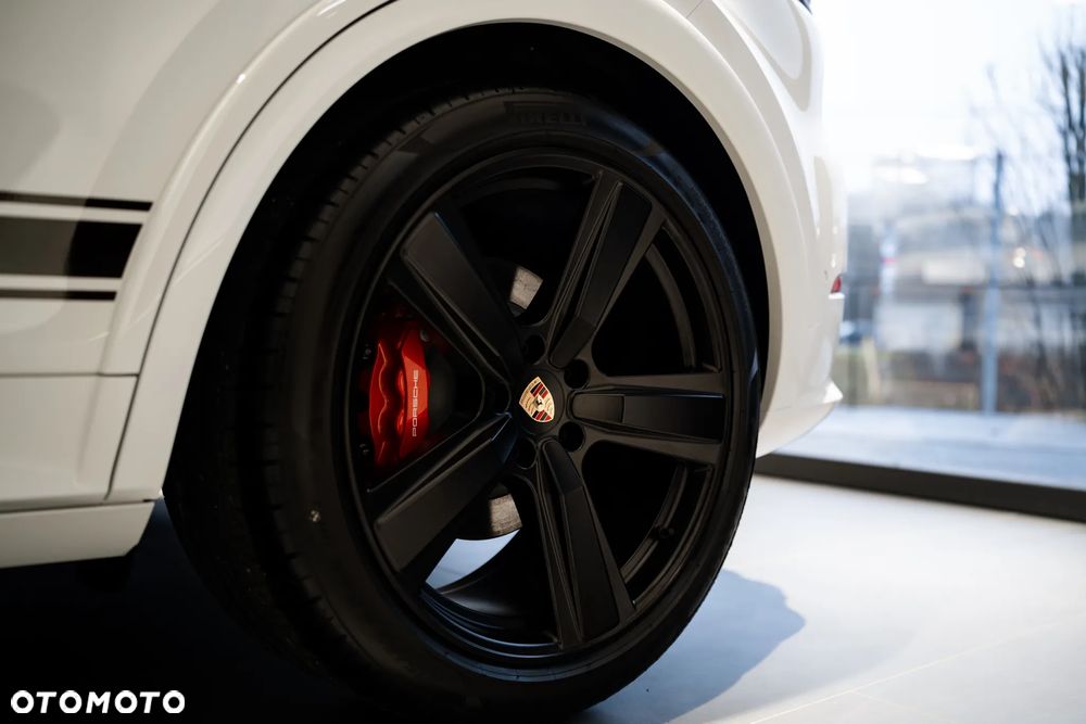 Porsche Cayenne - 27