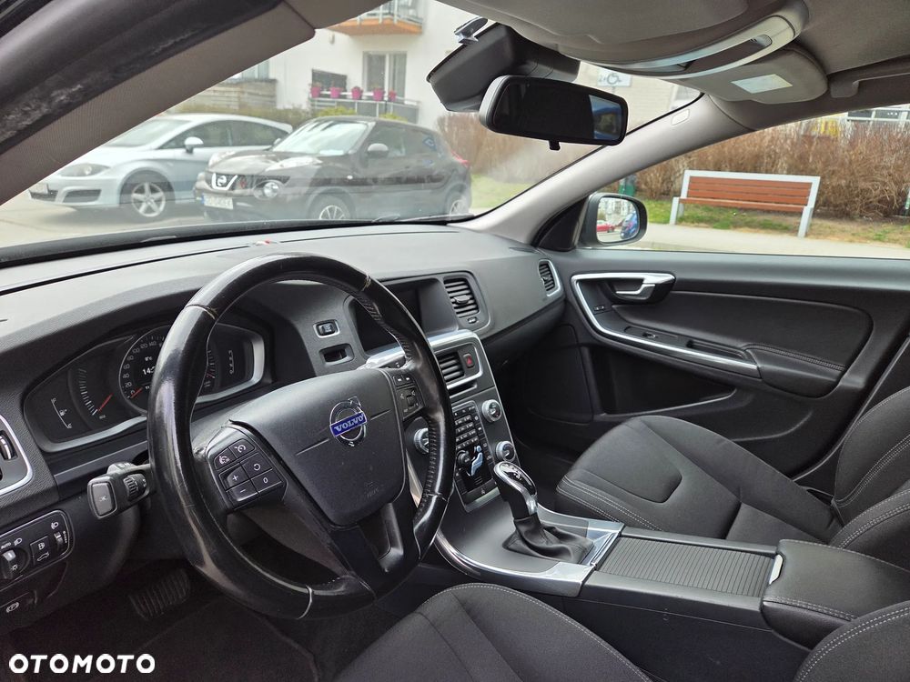 Volvo V60 D2 Kinetic - 9