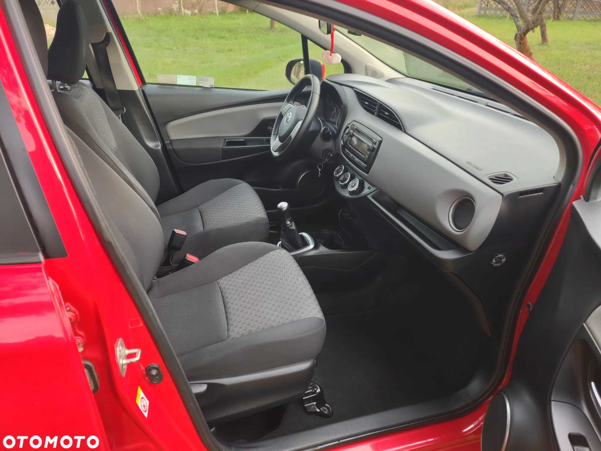 Toyota Yaris 1.0 Active EU6 - 13