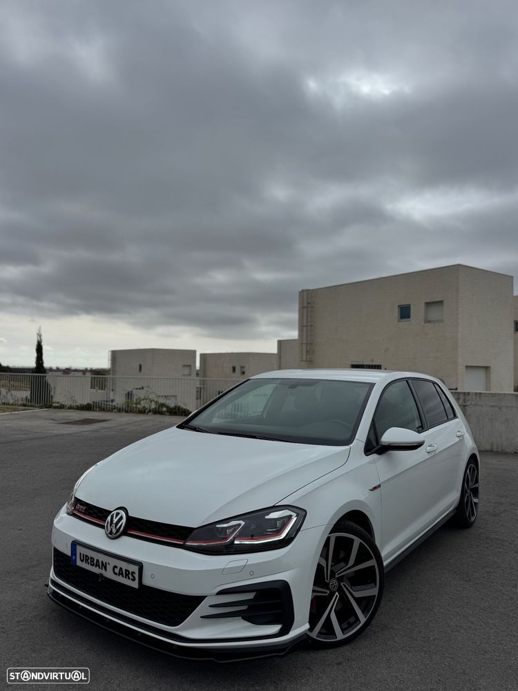 VW Golf 2.0 TSI GTI DSG Performance - 1