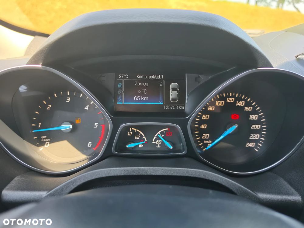 Ford Kuga 2.0 TDCi 2x4 Titanium - 21