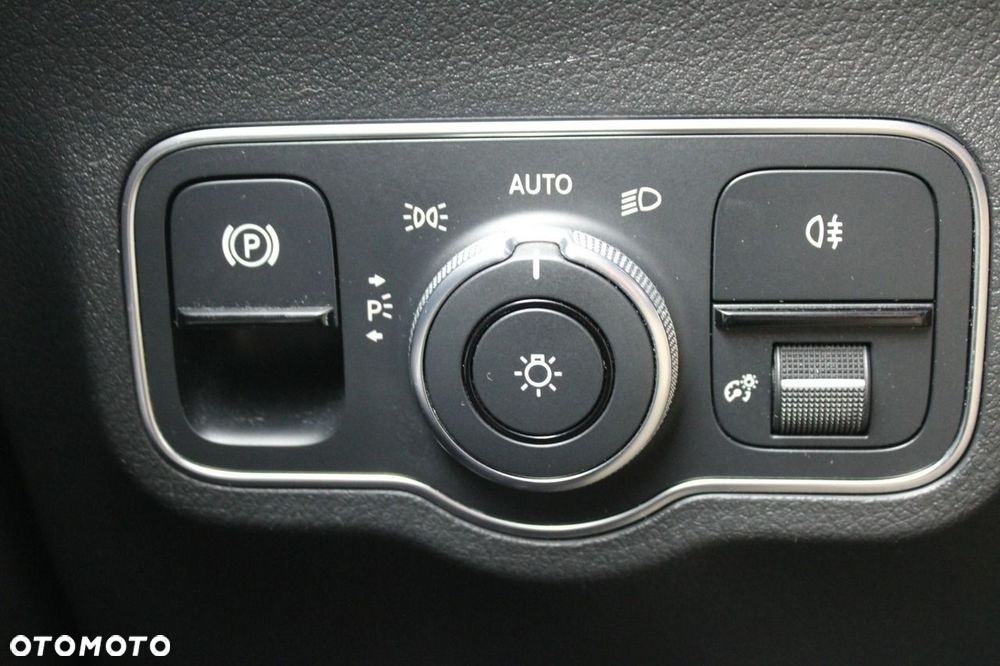Mercedes-Benz Klasa B 200 d 8G-DCT Edition 19 - 20