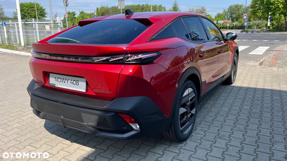 Peugeot 408 1.6 Plug-in Hybrid 240 GT E-DCS7 - 6