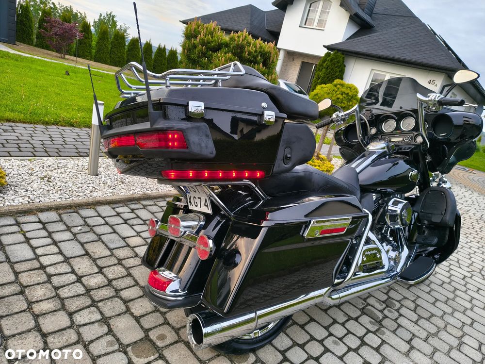 Harley-Davidson FLH Electra Glide - 8