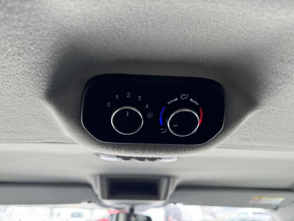 Ford Transit Custom Kombi-Van 320 L2H1 Trend - 17