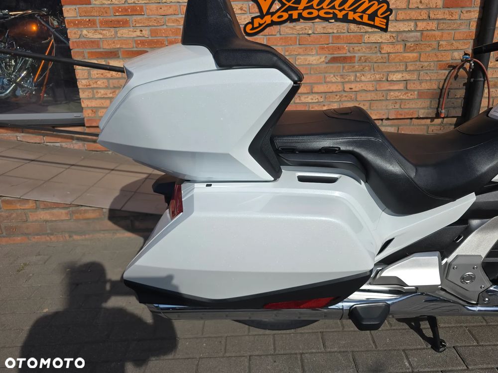 Honda GL - 28