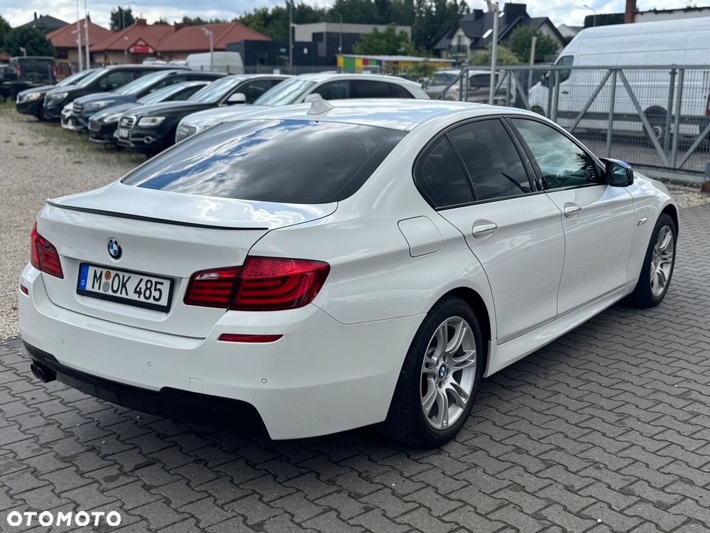 BMW Seria 5 520d Sport-Aut - 11