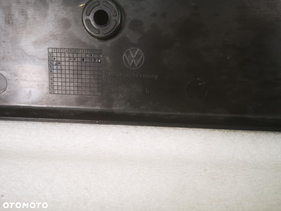 VW GOLF VII R-LINE PODKŁADKA POD TABLICE REJESTRACYJNĄ PRZÓD NR 5G0807287 G  NR AUKCJI NK378 /2 - 5