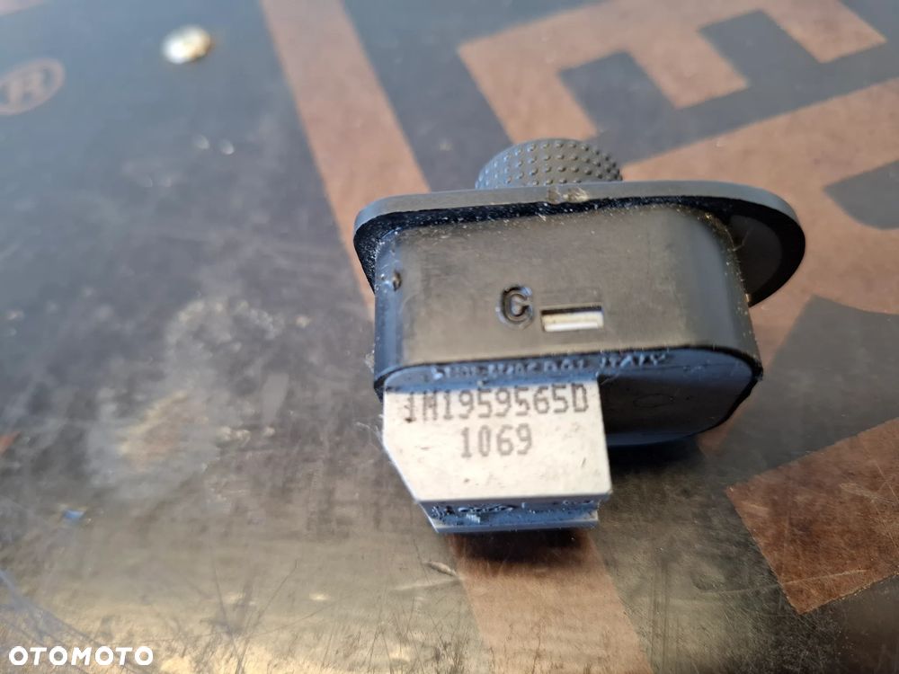 Przełącznik Przycisk Regulacji Składania Lusterek Seat Leon I Toledo II 1M1959565D - 4