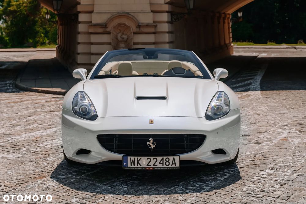 Ferrari California F1 DCT - 2