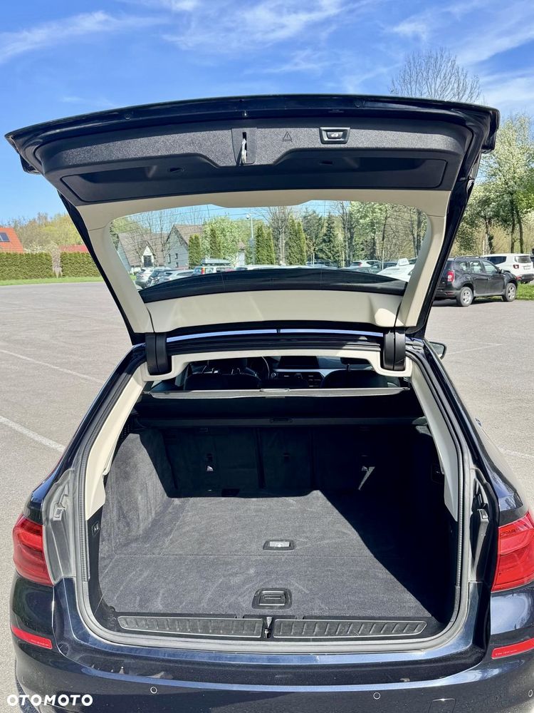 BMW Seria 5 520d Sport Line sport - 16