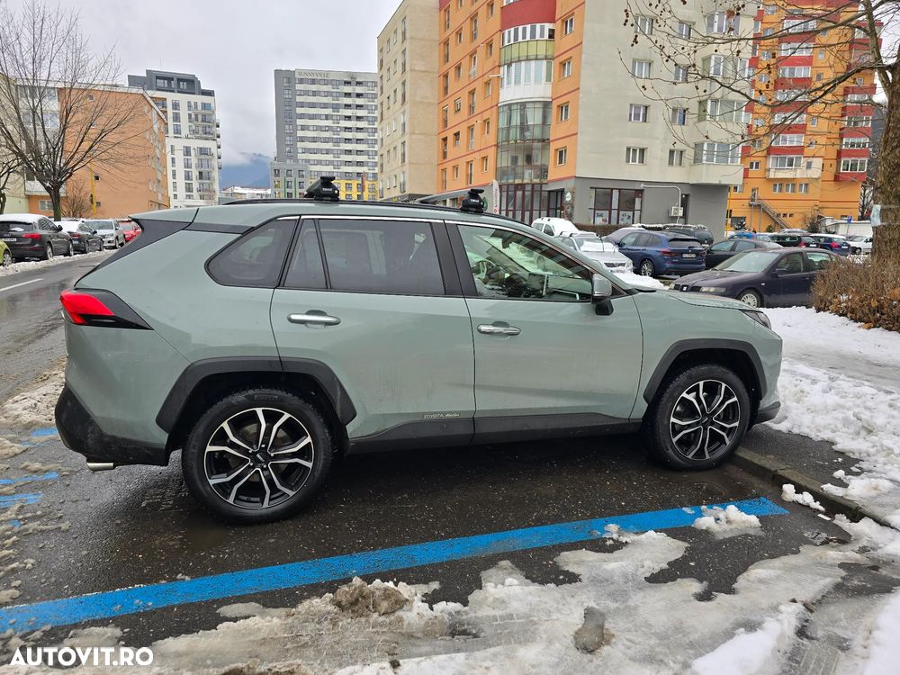 Toyota RAV4 - 2