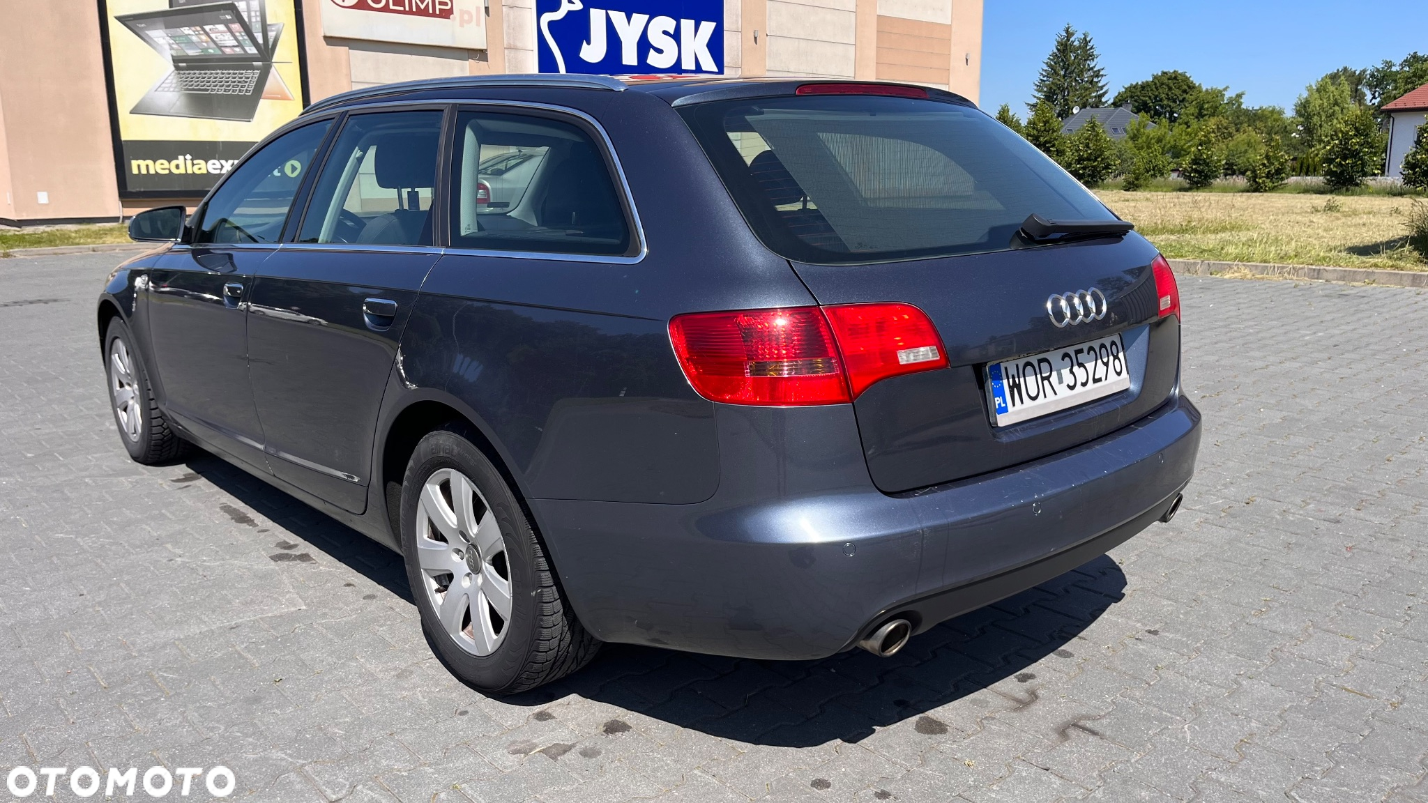 Audi A6 2.4 - 4