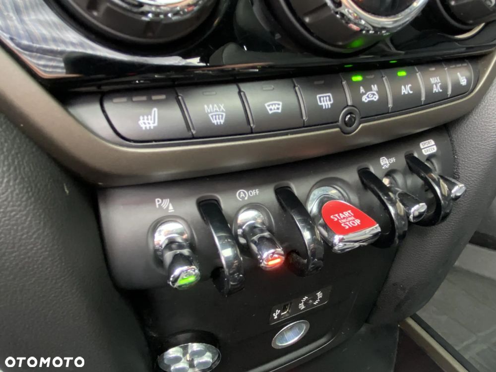 MINI John Cooper Works ALL4 sport - 33