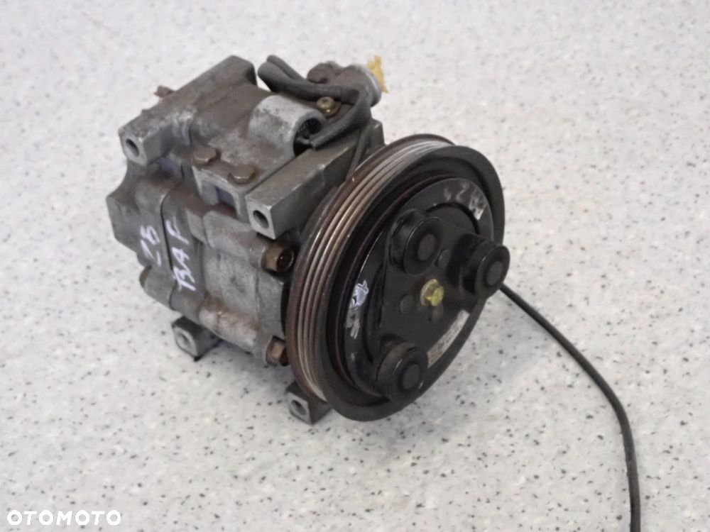 MAZDA 323F 323 F BA 1,5i KOMPRESOR KLIMATYZACJI - 4