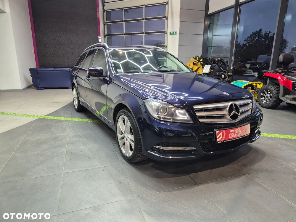 Mercedes-Benz Klasa C 200 T CGI Automatik BlueEFFICIENCY Avantgarde - 5