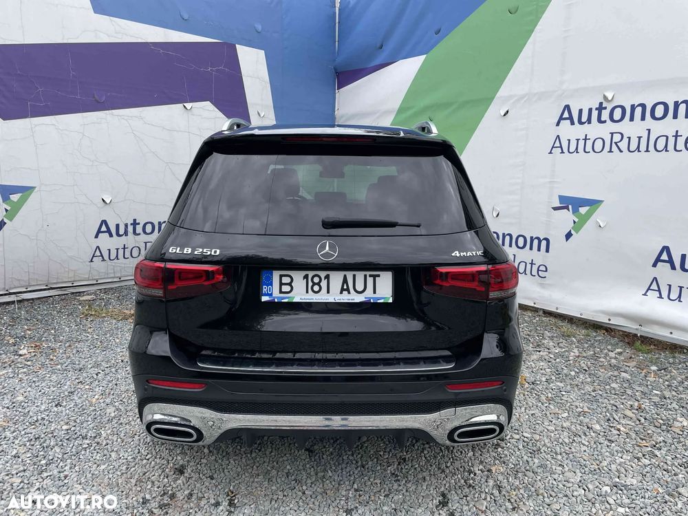 Mercedes-Benz GLB - 6