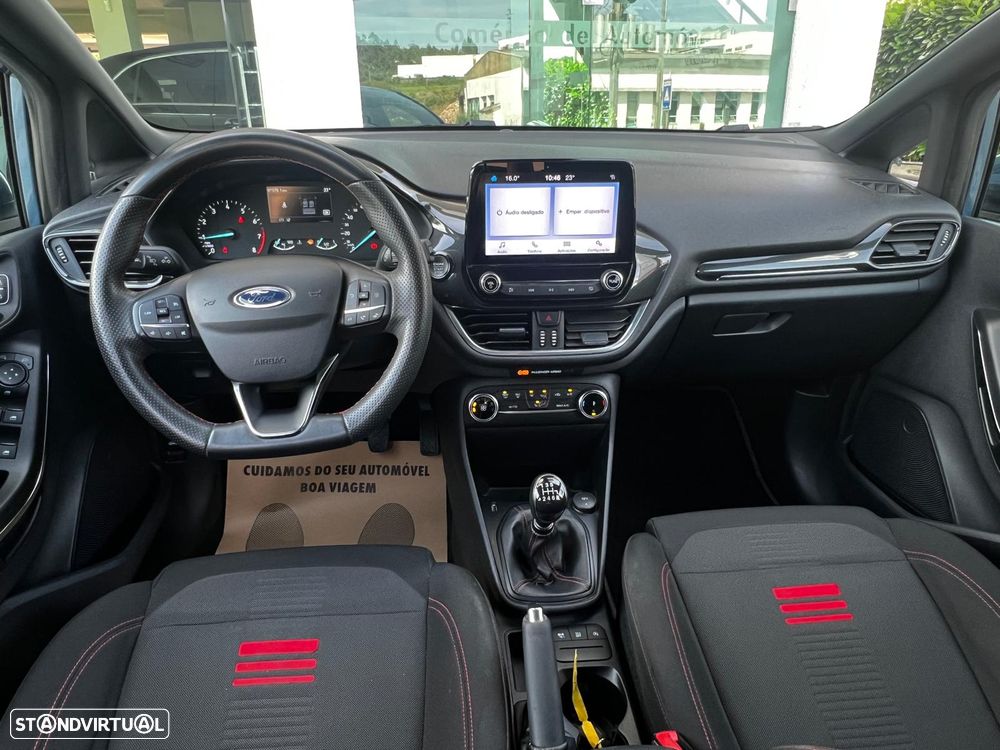 Ford Fiesta - 10