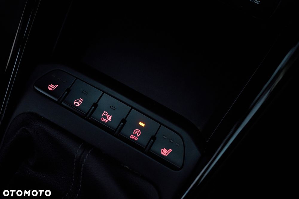 Kia Stonic - 24