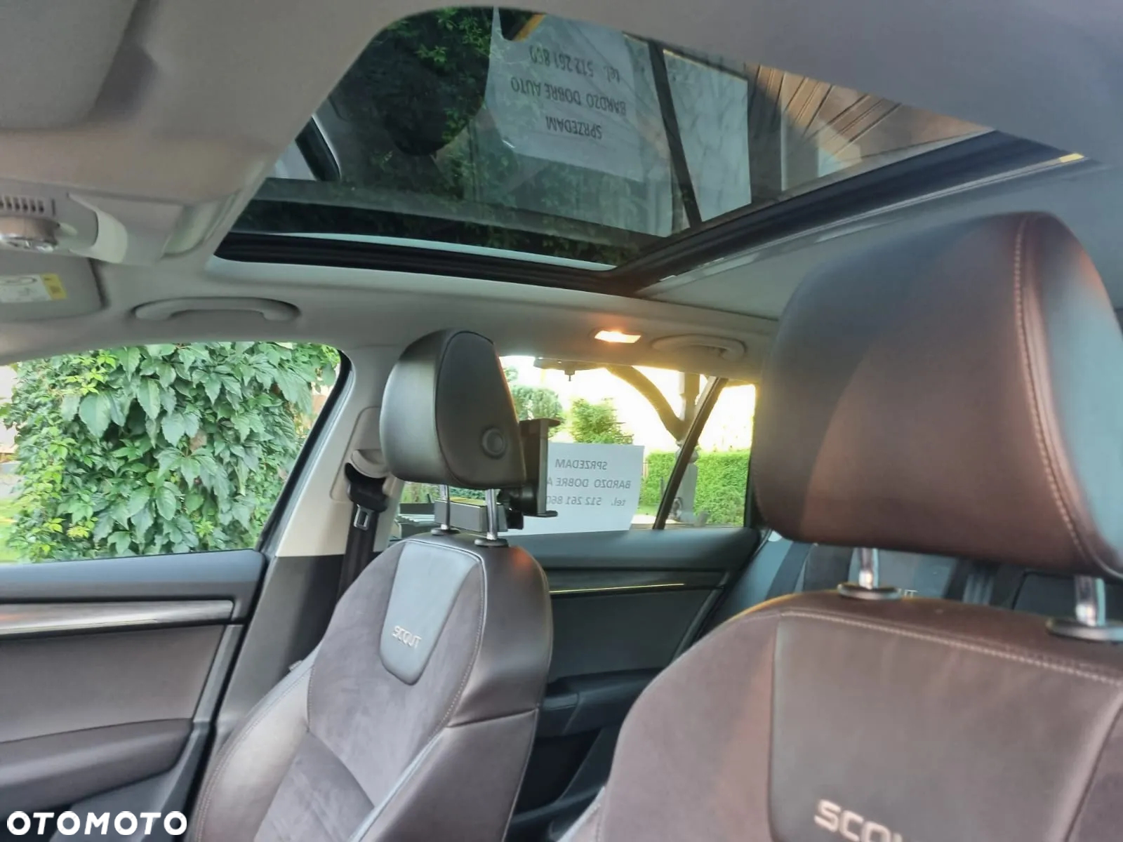 Skoda Octavia Scout 2.0 TDI 4x4 DSG - 10