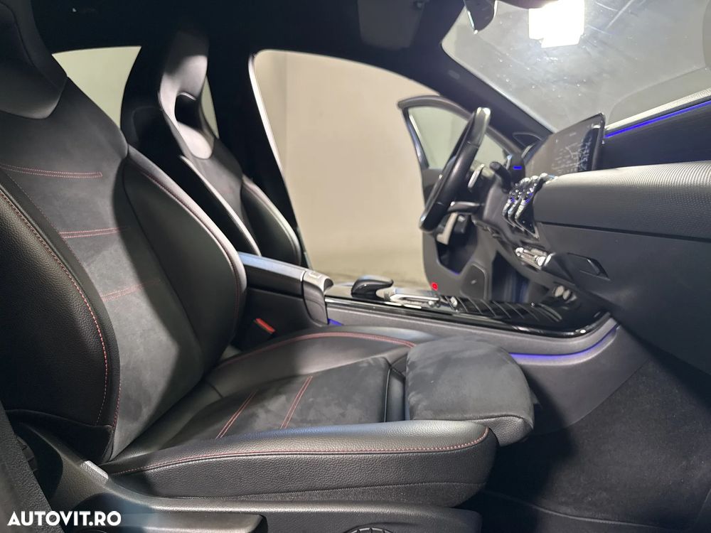 Mercedes-Benz A 180 7G-DCT - 12