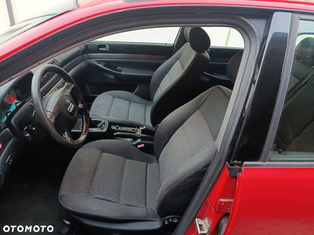 Audi A4 Avant 1.8T Quattro - 10