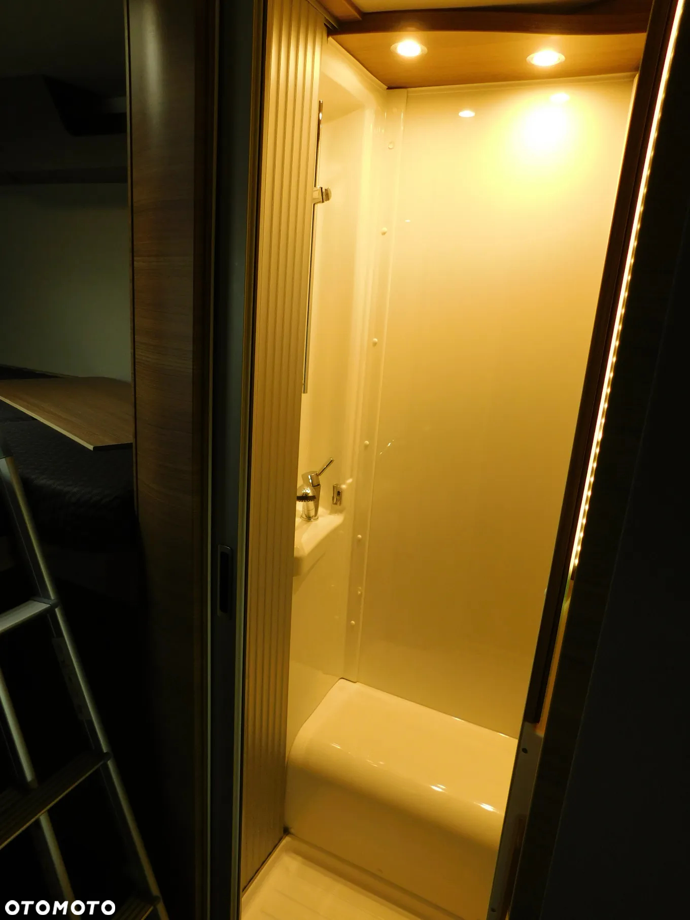 KNAUS VAN WAVE 640 MEG VANSATION FV23% Automat Tempomat Aktywny Led - 20