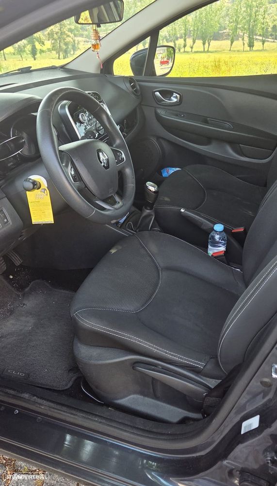 Renault Clio 1.5 dCi Zen C/PM+Pneu+P.R&Go — fotografia 11