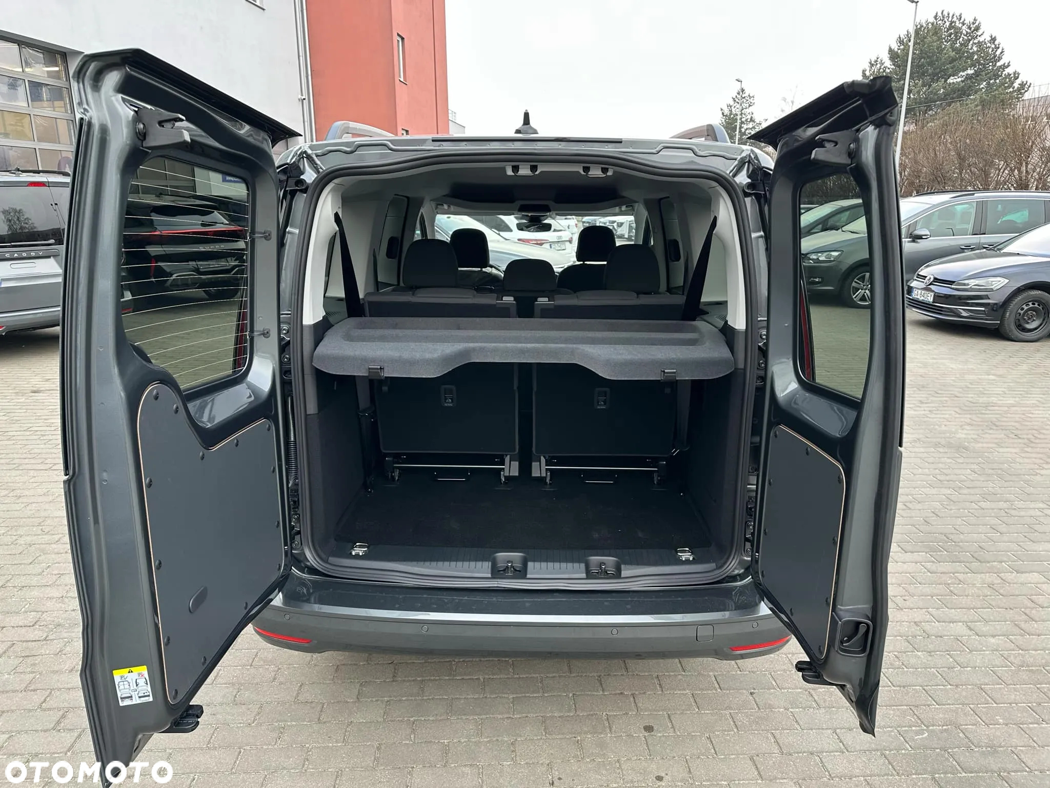 Volkswagen Caddy Maxi 2.0 TDI Life DSG - 10