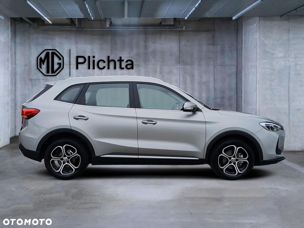 MG ZS Hybrid+ - 9