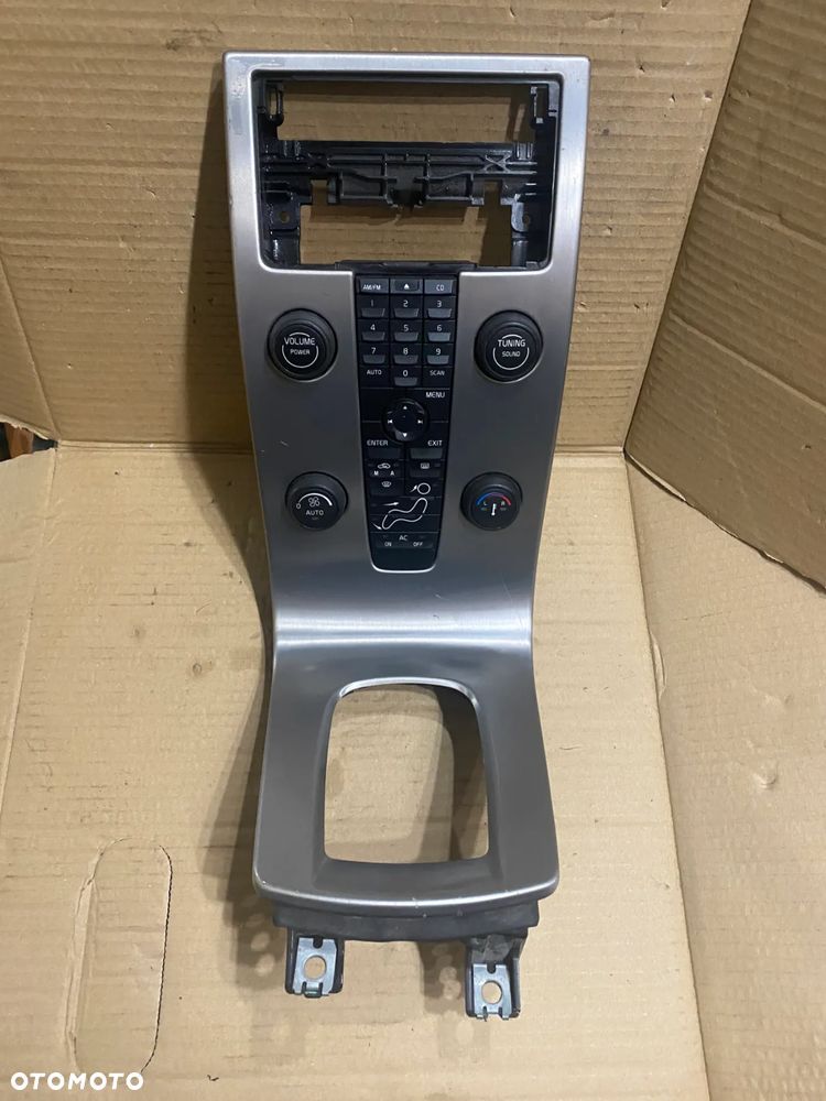 PANEL ŚRODKOWY MODUŁ NAWIEWU RADIA VOLVO V50 S40 8650702 - 1